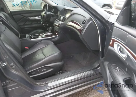 2015 Infiniti Q70L 3.7X z USA, uszkodzony, nr VIN JN1BY1PR1FM830518